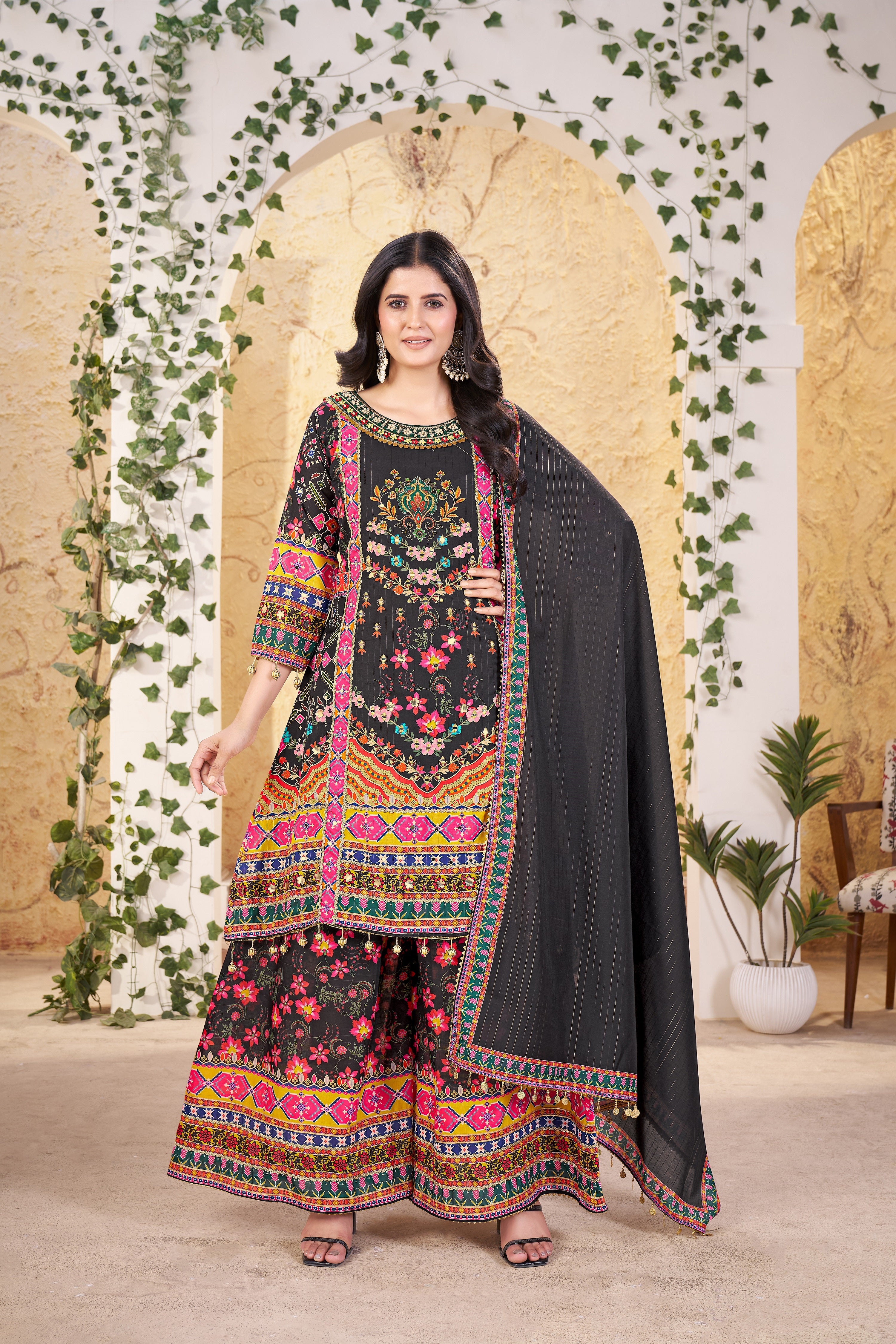 Swarah-Heavy Fancy Plazo Pair With Dupatta Set