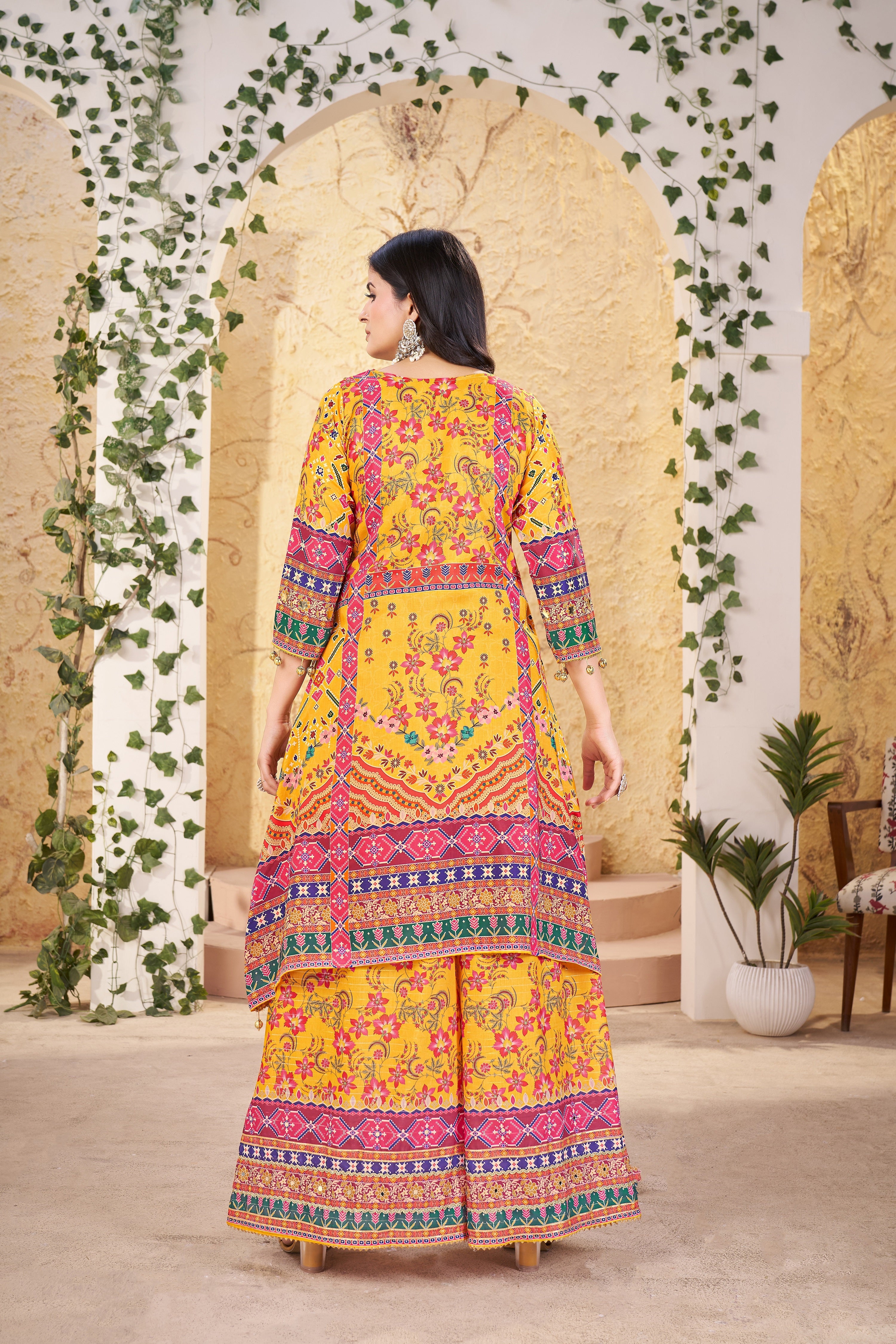 Swarah-Heavy Fancy Plazo Pair With Dupatta Set