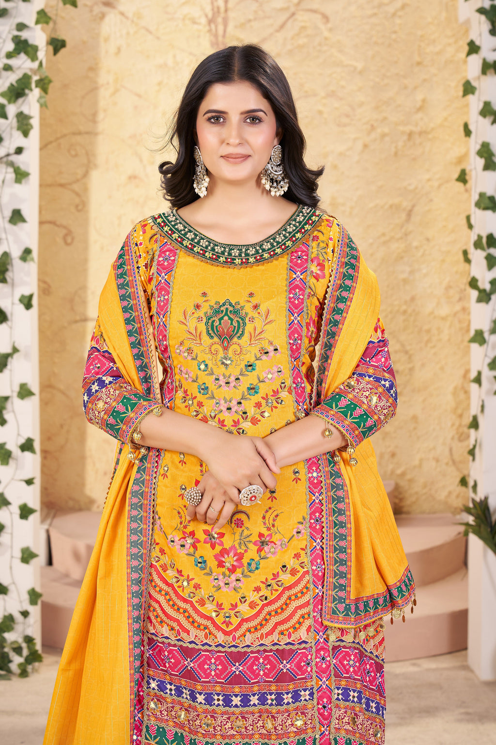 Swarah-Heavy Fancy Plazo Pair With Dupatta Set