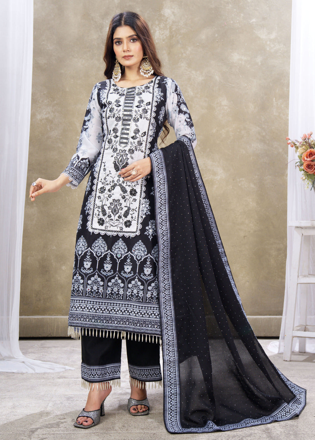 PLEVARI - HEAVY FENCY PAIR WITH DUPATTA SET