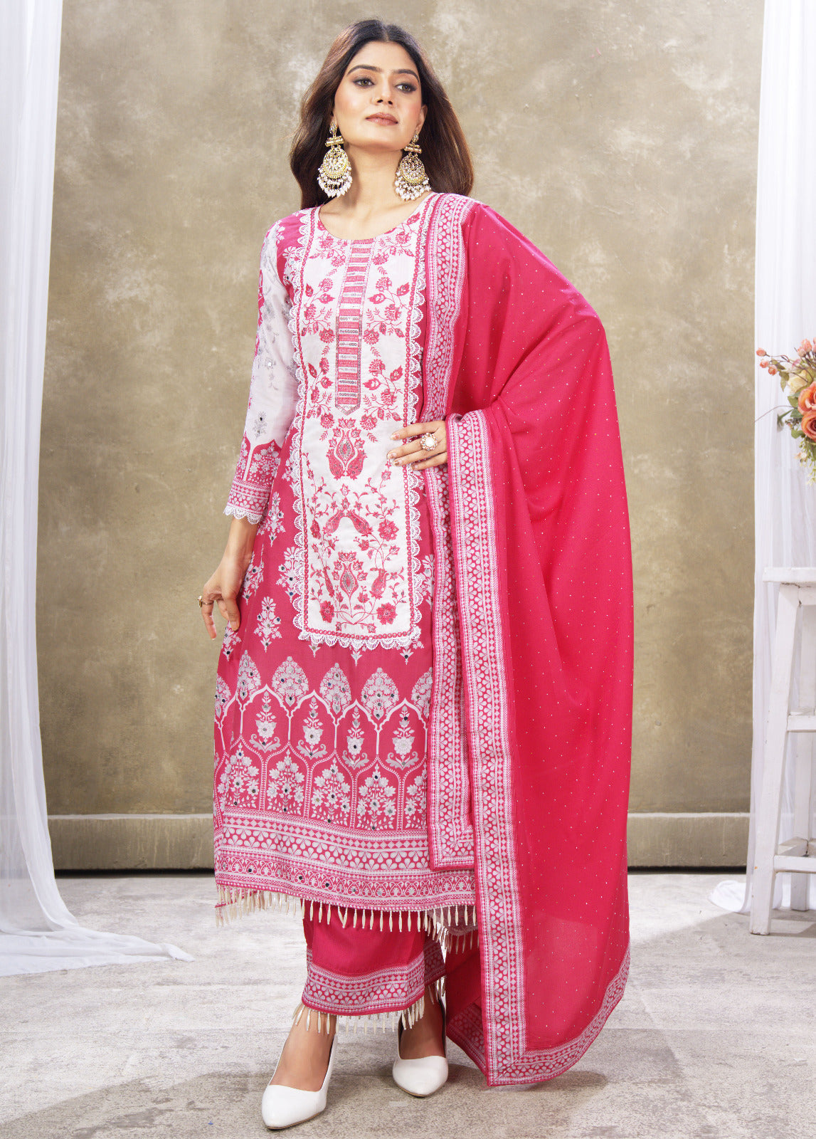 PLEVARI - HEAVY FENCY PAIR WITH DUPATTA SET